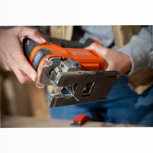 Seghetto Alternativo 18V Brushless - BLACK+DECKER