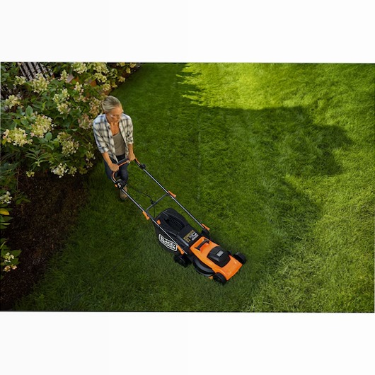 Rasaerba A Filo 34 cm 1400W - BLACK+DECKER