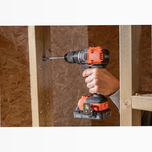 Trapano avvitatore 18V Brushless - Potenza e Comodità