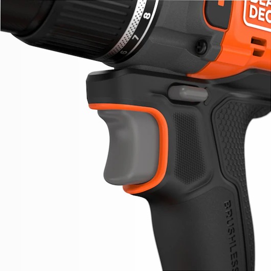 Trapano avvitatore a percussione 18V Brushless