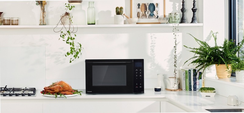 Forno a microonde combinato a vapore 3 in 1 NN-DF38PBEPG Beige