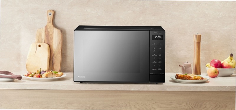 Microonde Inverter da 31 L con Grill - 23 Programmi Automatici Cromo