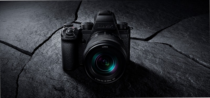 Fotocamera mirrorless Full-Frame DC-S5M2XW 2.299f/