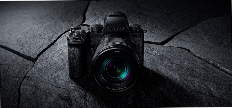 Fotocamera mirrorless Full-Frame DC-S5M2X