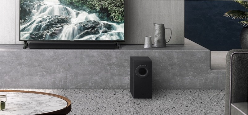 SC-HTB490: sottile soundbar con bassi potenti 320w