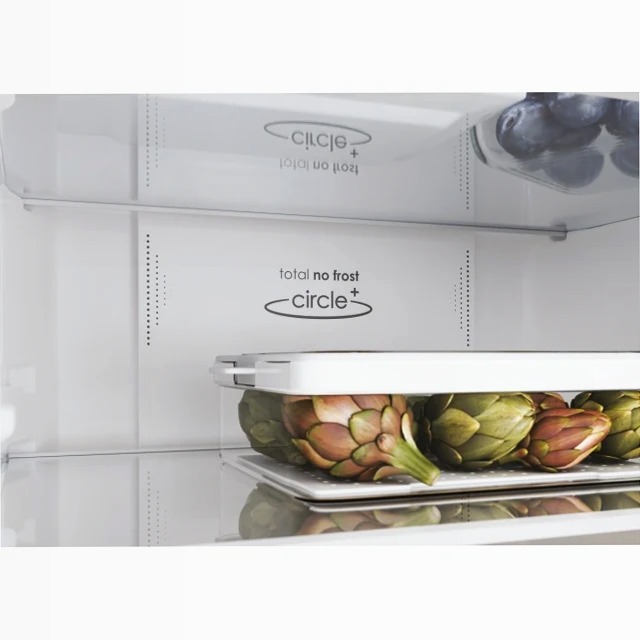 Frigorifero CCE3T618EW - Fresco e Energeticamente Efficiente