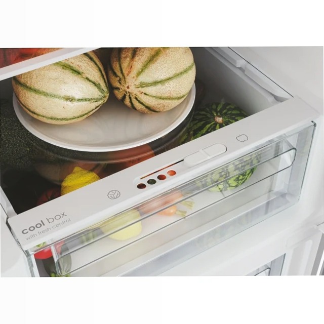 Frigorifero CCE4T618EB - Fresco e Energeticamente Efficiente