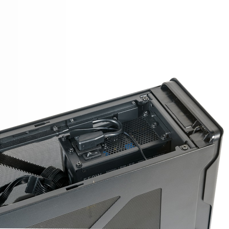 MasterCase EG200 External Graphics Card (eGPU) Enclosure