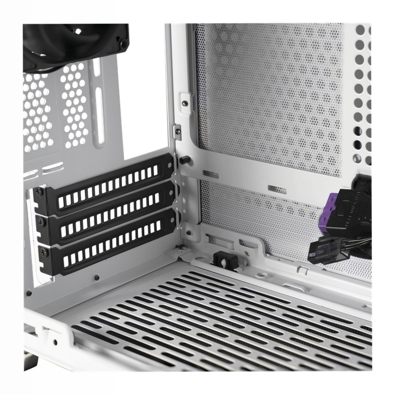 MasterBox NR200