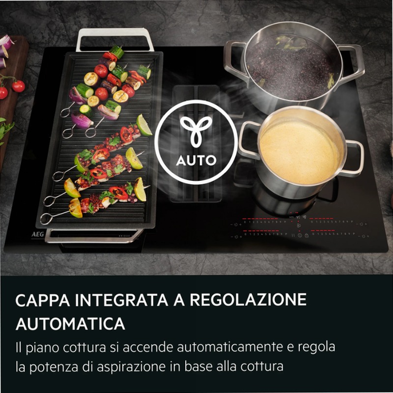 Piano ad induzione con cappa integrata XT Bridge