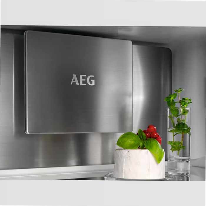 Frigocongelatore Serie 8000 AEG Incasso