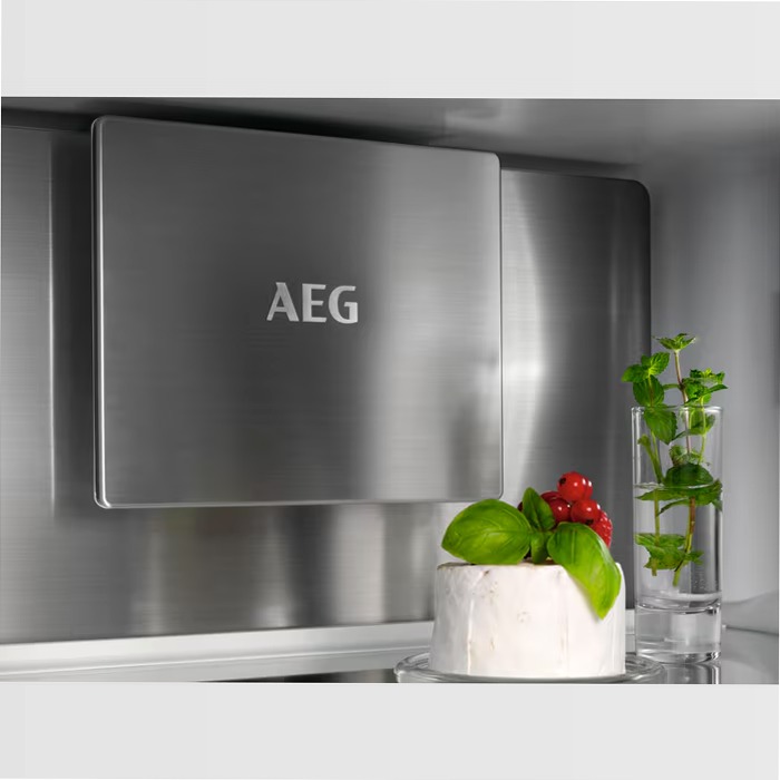 Frigocongelatore Serie 8000 Cooling 360° Acciaio