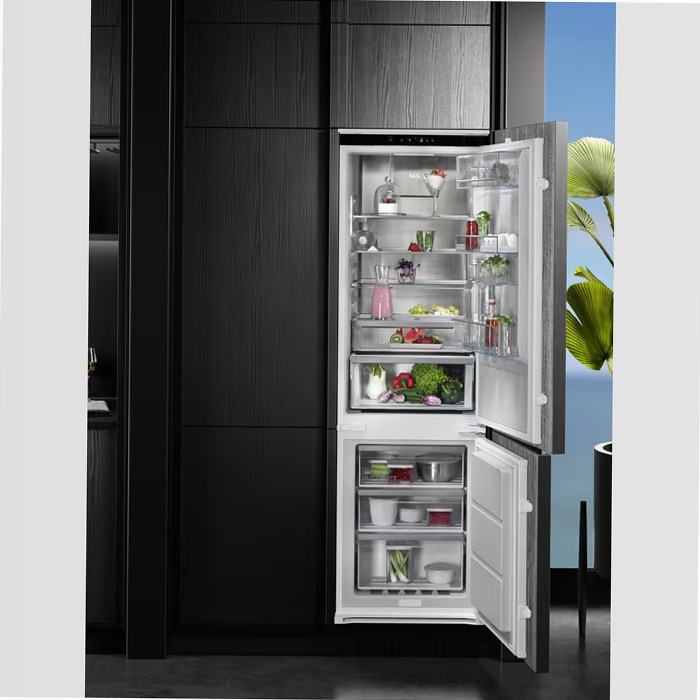 Frigocongelatore Serie 8000 Cooling 360° Acciaio