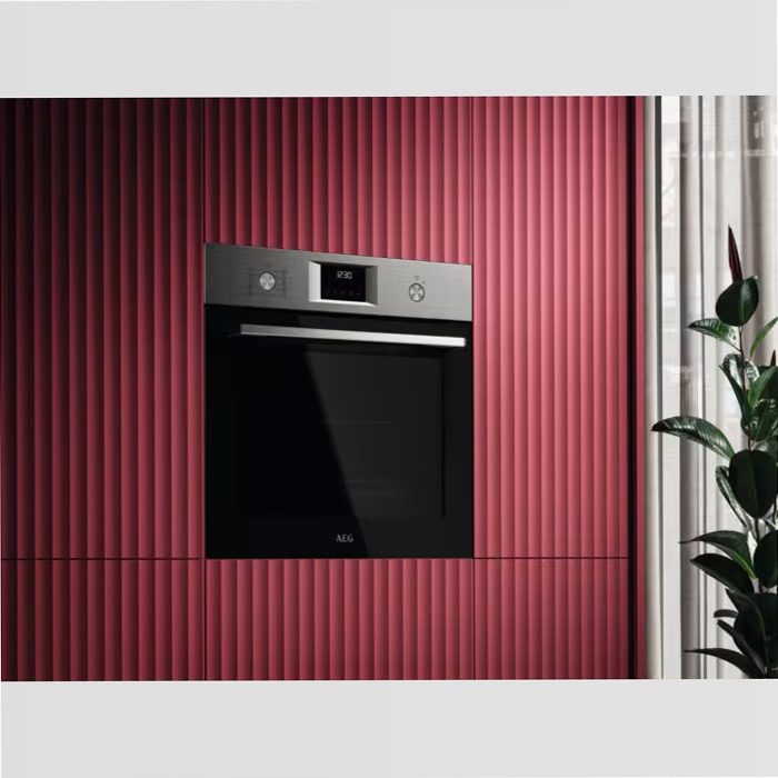Forno Serie 5000 SurroundCook AEG 72 A