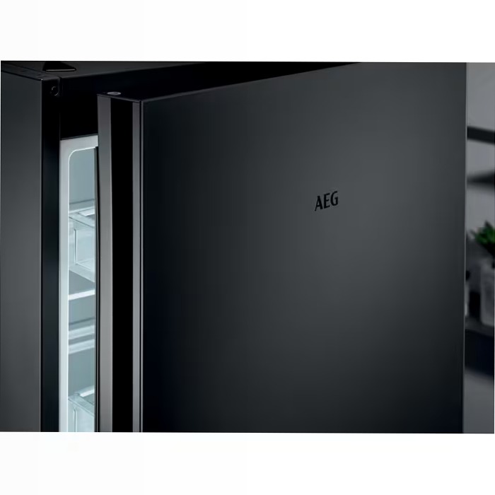 Frigocongelatore a libera installazione Serie 8000 Nero Matt 186 cm