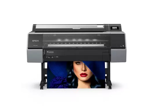 Stampante SureColor P9300 Spectro da 44 pollici, per fotografi professionisti, applicazioni di fine art e negozi di fotografia.