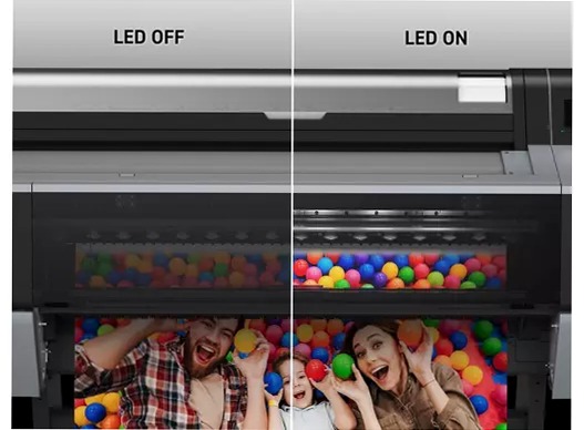 Stampante SureColor P9300 Spectro da 44 pollici, per fotografi professionisti, applicazioni di fine art e negozi di fotografia.