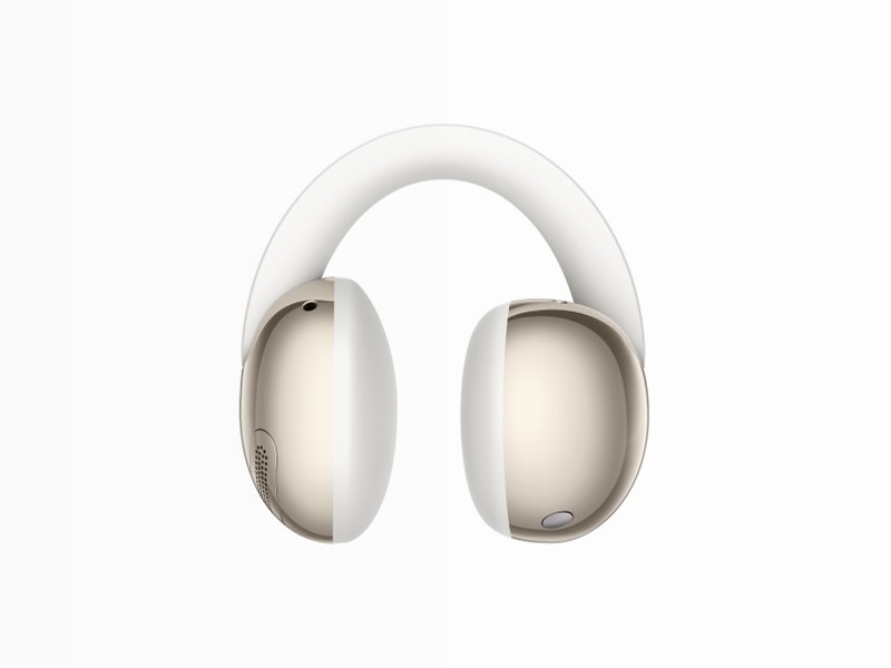 TCL CrystalClip Clip-on Design Headphone -Open ear comfort | TCL Italy
