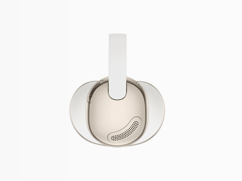 TCL CrystalClip Clip-on Design Headphone -Open ear comfort | TCL Italy