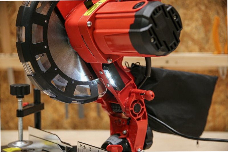 Troncatrice TL210