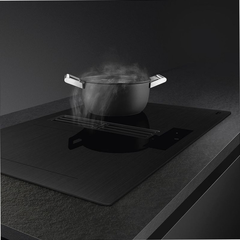 Piano a induzione con cappa integrata 83 cm C