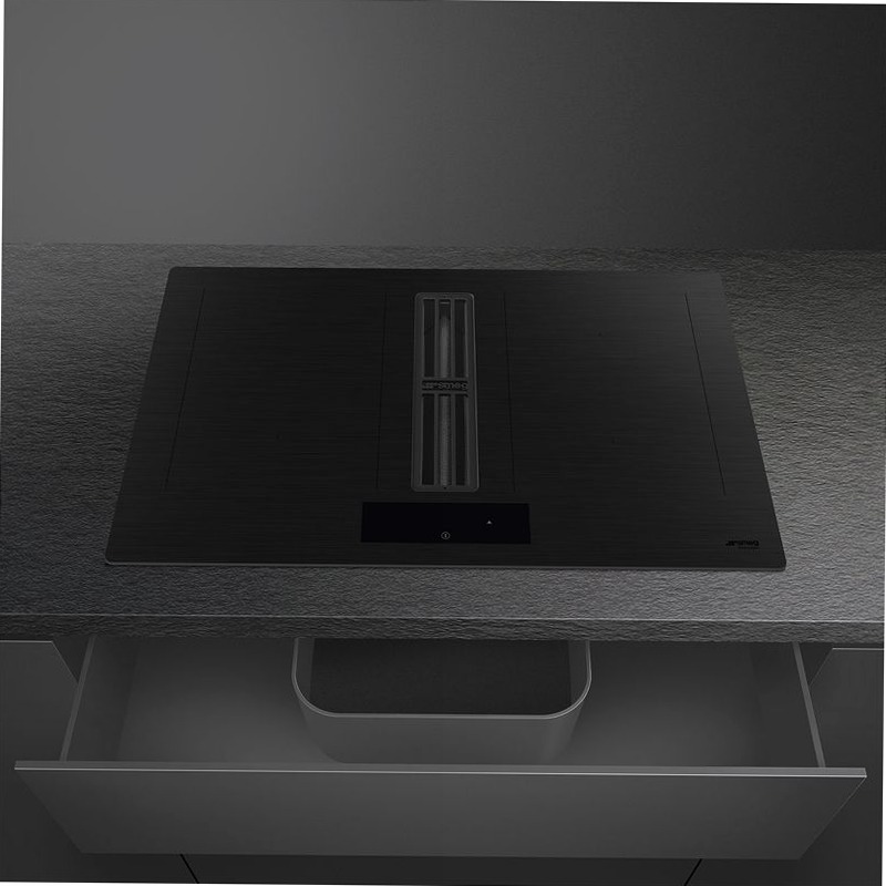 Piano a induzione con cappa integrata 83 cm C