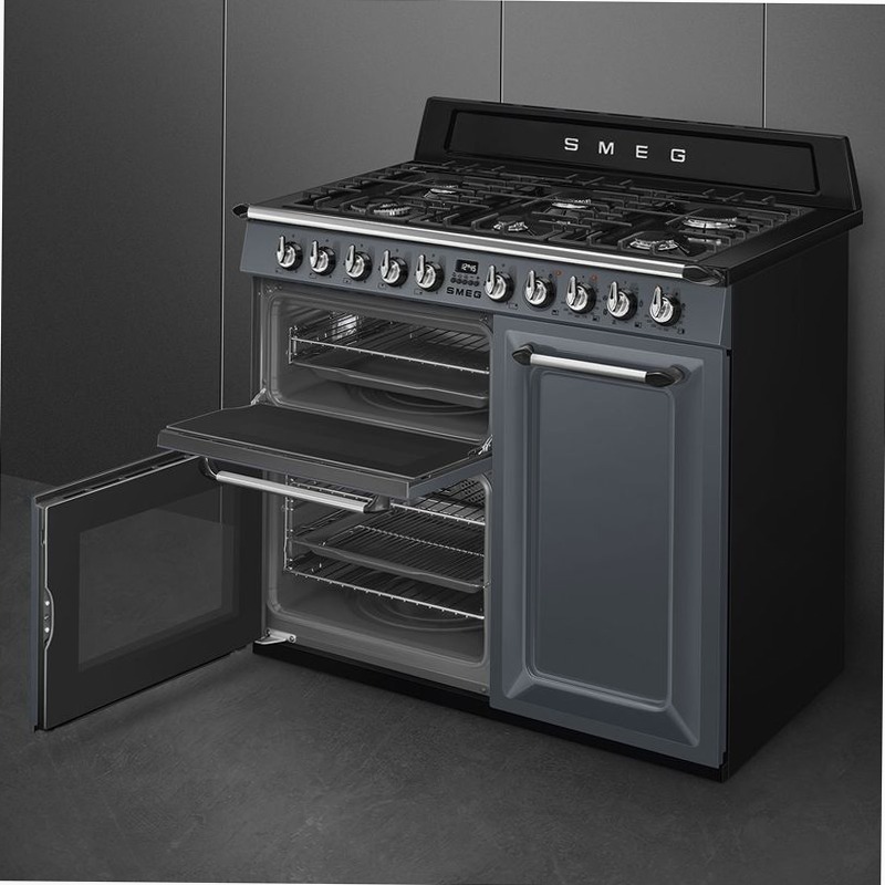 Cucina con piano cottura Gas Estetica Victoria