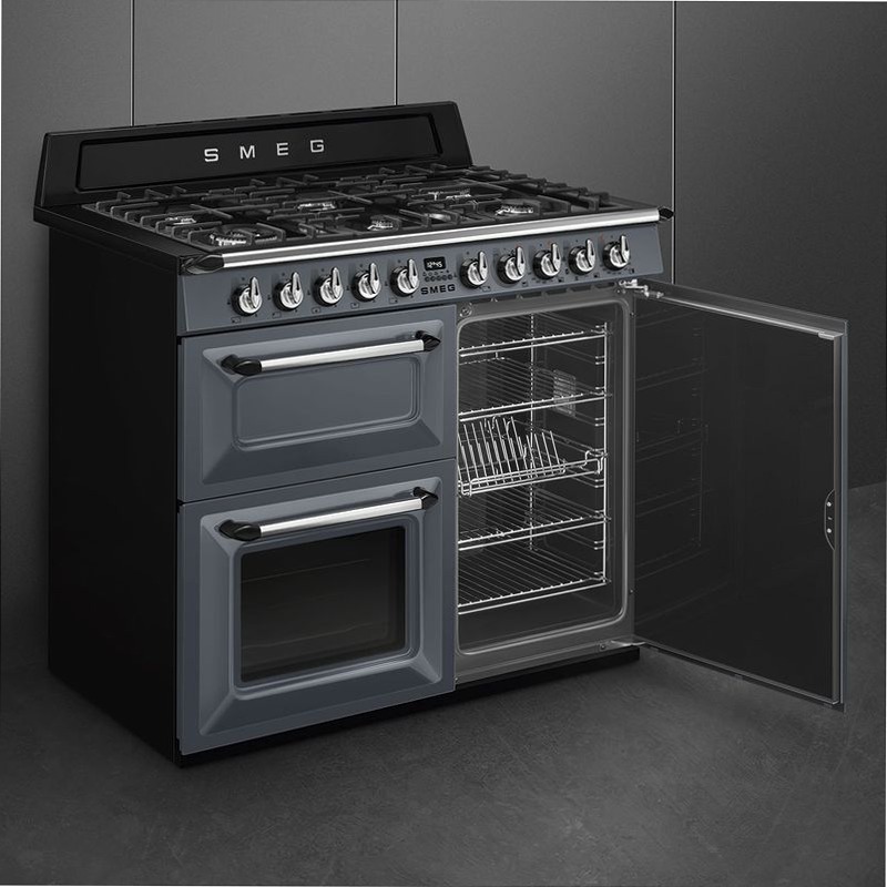 Cucina con piano cottura Gas Estetica Victoria