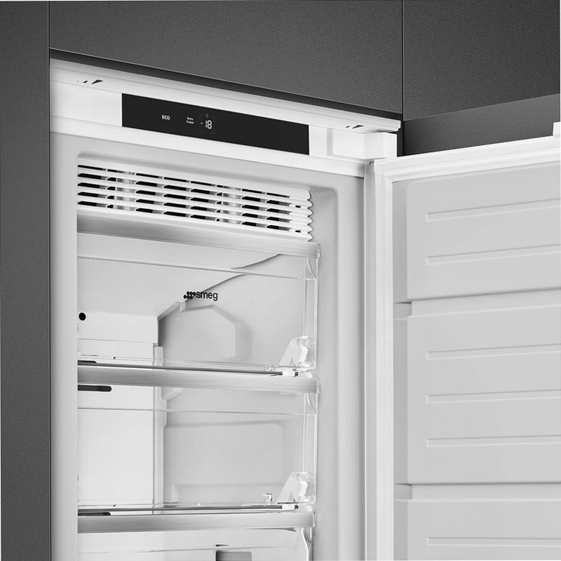 Congelatore Monoporta Smeg S9F174DND No Frost Incasso Bianco