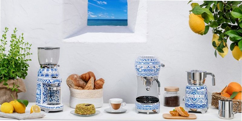 Macinacaffè Blu Mediterraneo Smeg & Dolce&Gabbana