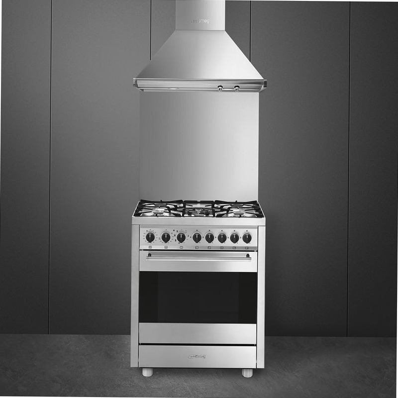 Cucina con piano cottura gas Smeg