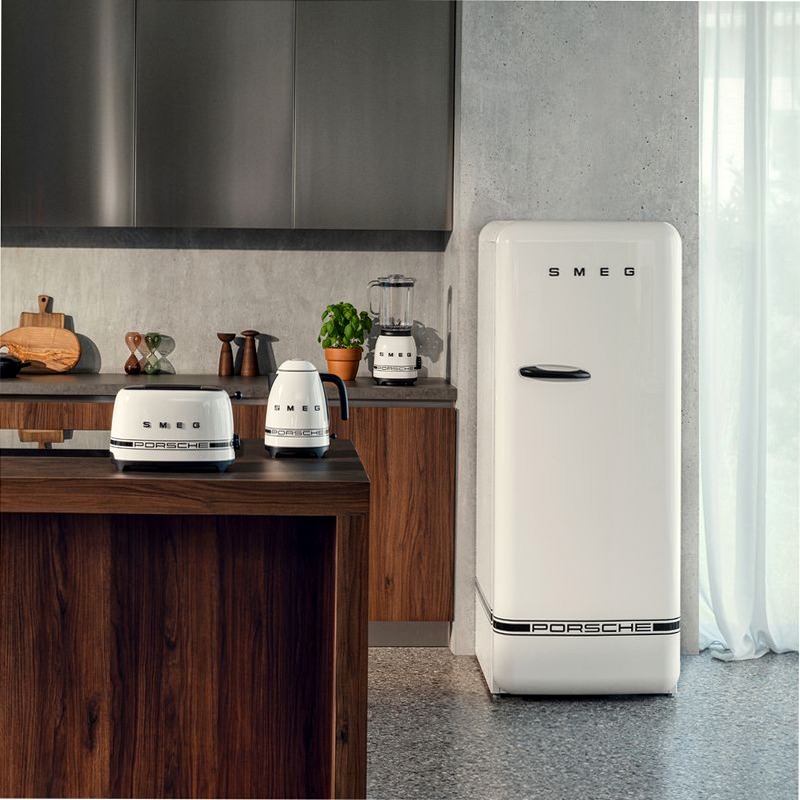 Frigorifero FAB28 Carrara White Porsche x SMEG C Libera