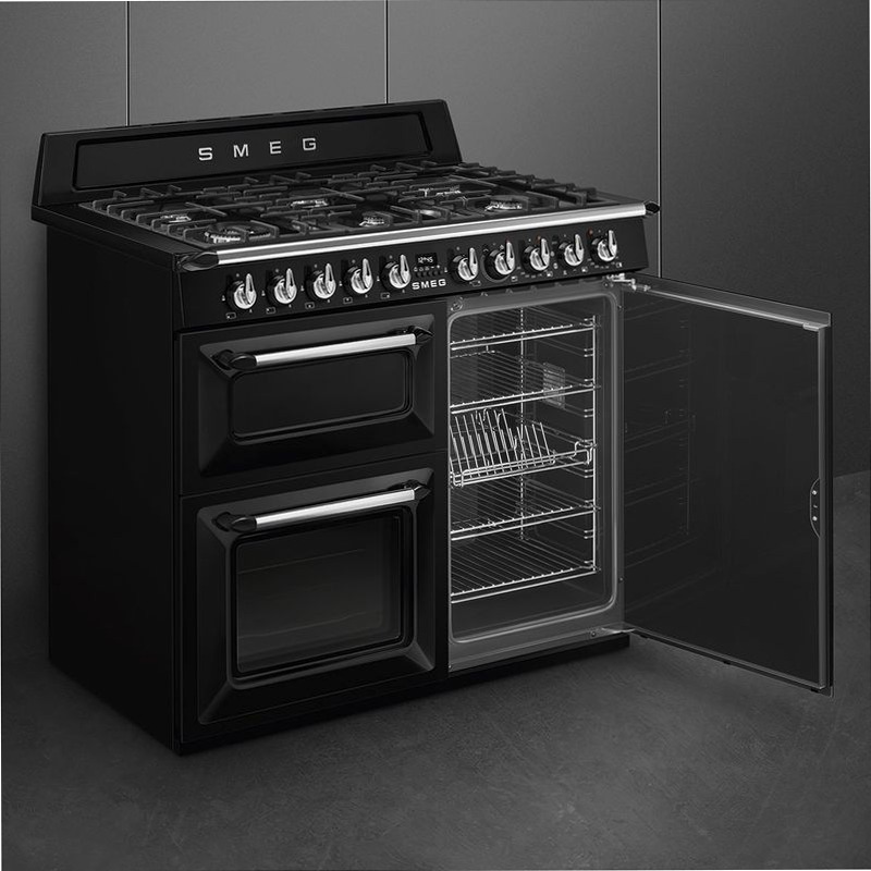 Cucina con piano cottura Gas Estetica Victoria