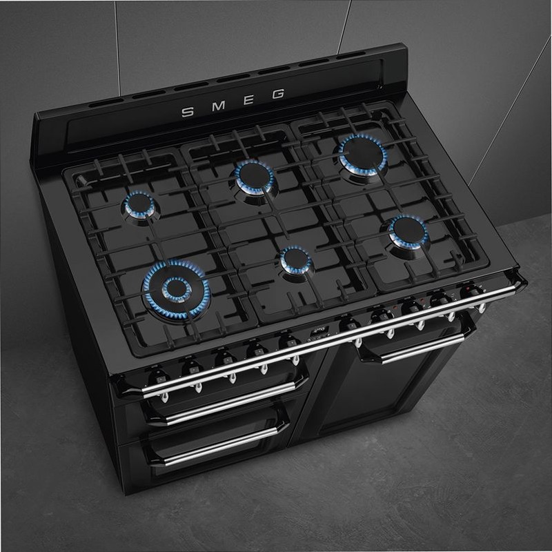 Cucina con piano cottura Gas Estetica Victoria