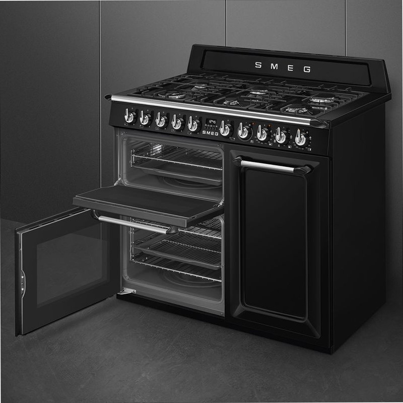 Cucina con piano cottura Gas Estetica Victoria