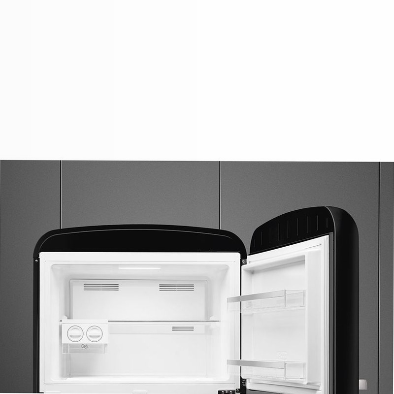 Frigorifero Nero Doppia-Porta Smeg E Libera